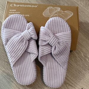 Women's Lilac Slippers